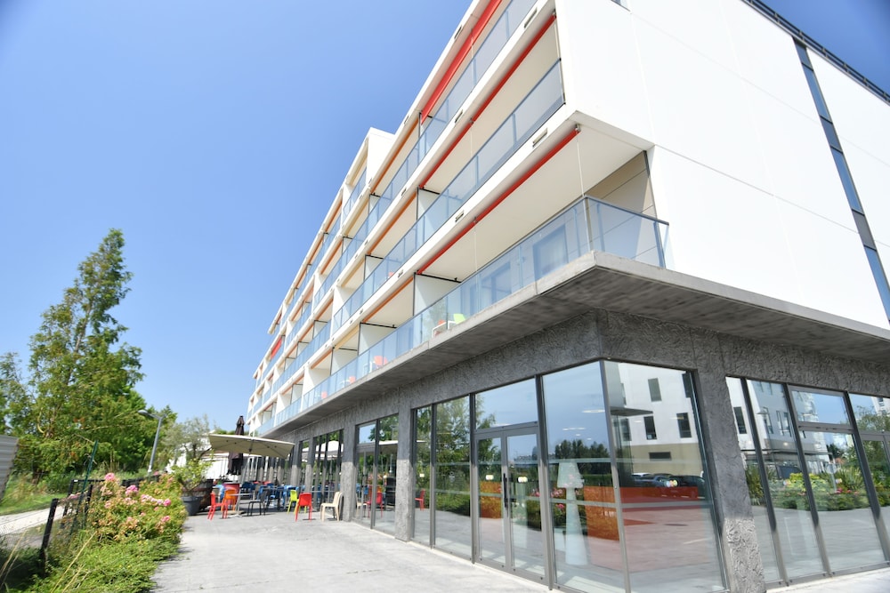 Appart Hôtel Mer & Golf City Bordeaux Bruges