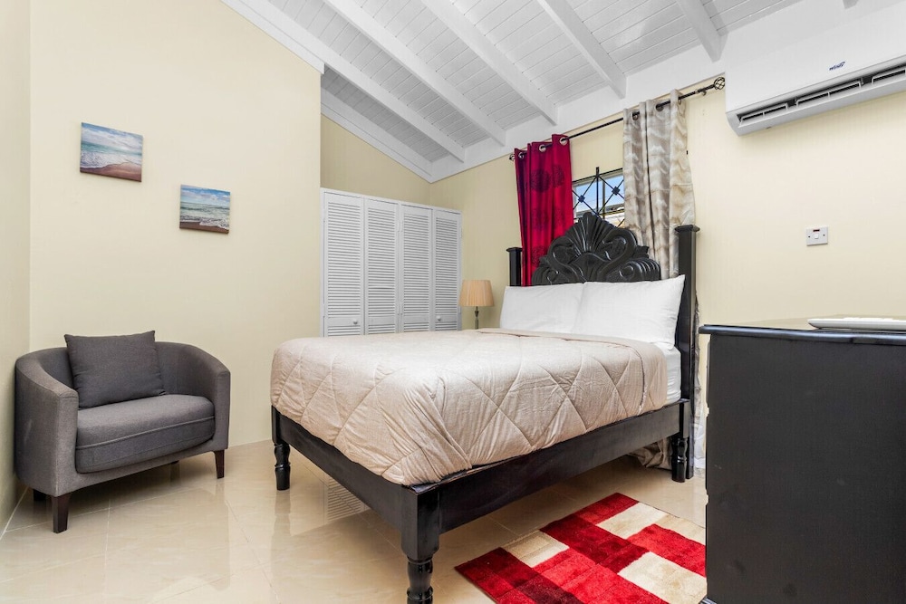 Cozy Cove Villa in Drax Hall