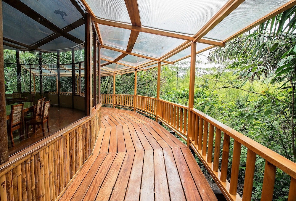 Pacoche Lodge & Reserve