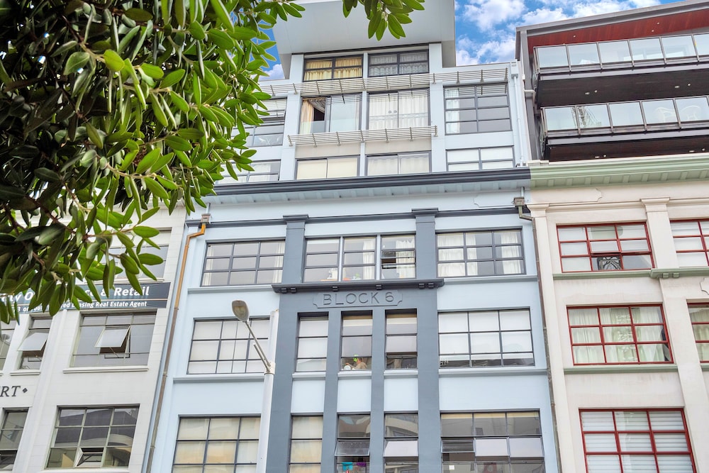 Compact & Budget City Apartment with Air-con view 2