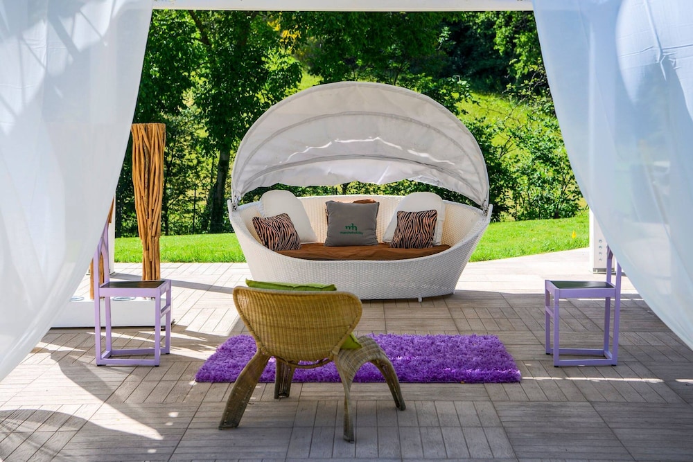 Casalino Galassi 4 2 by Marche Holiday Villas