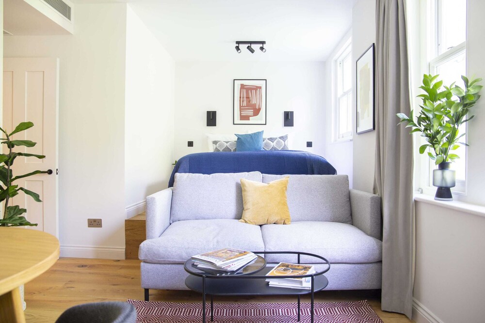 Coleherne Road Residence VIII