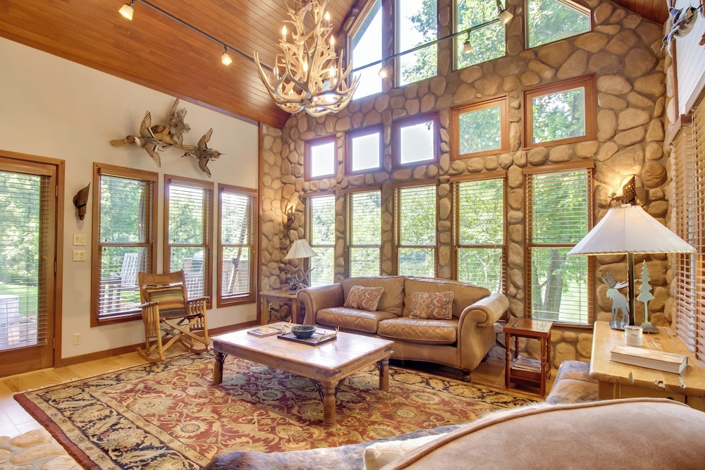 White River Access & Views: Retreat w/ Shared Dock