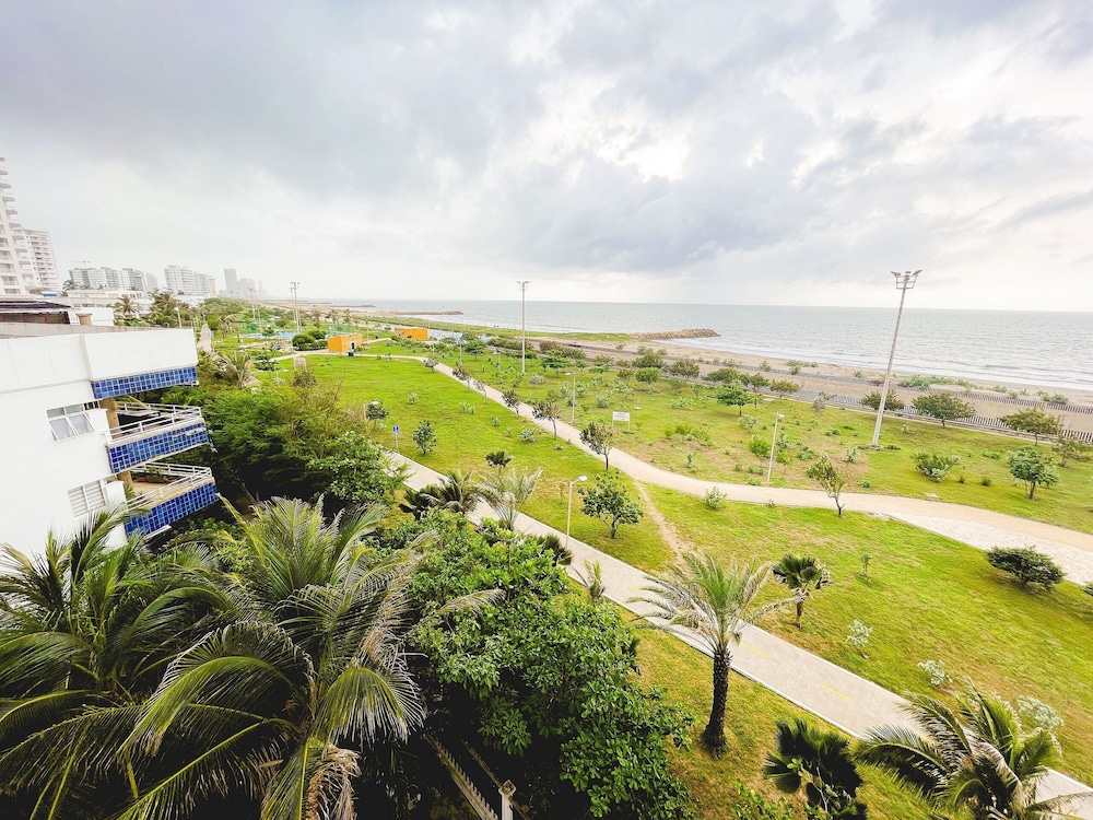 Cartagena Beach Resort