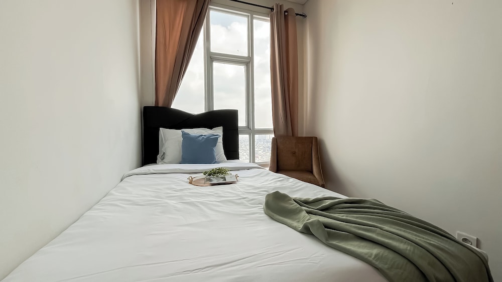 Spacious And Comfortable 3Br Apartment At Lucky Tower Residence