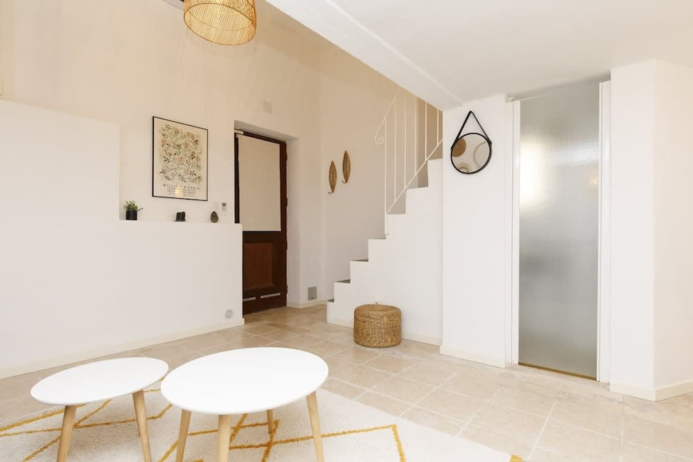 Magnificent Villa With sea View in Theoule sur Mer