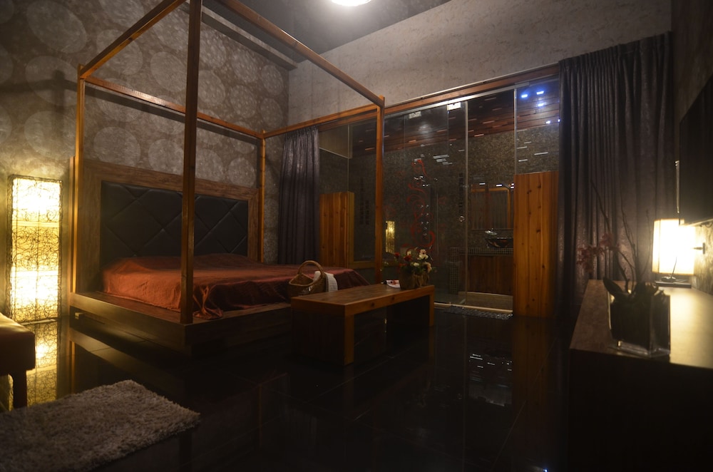 Moonlight Hall