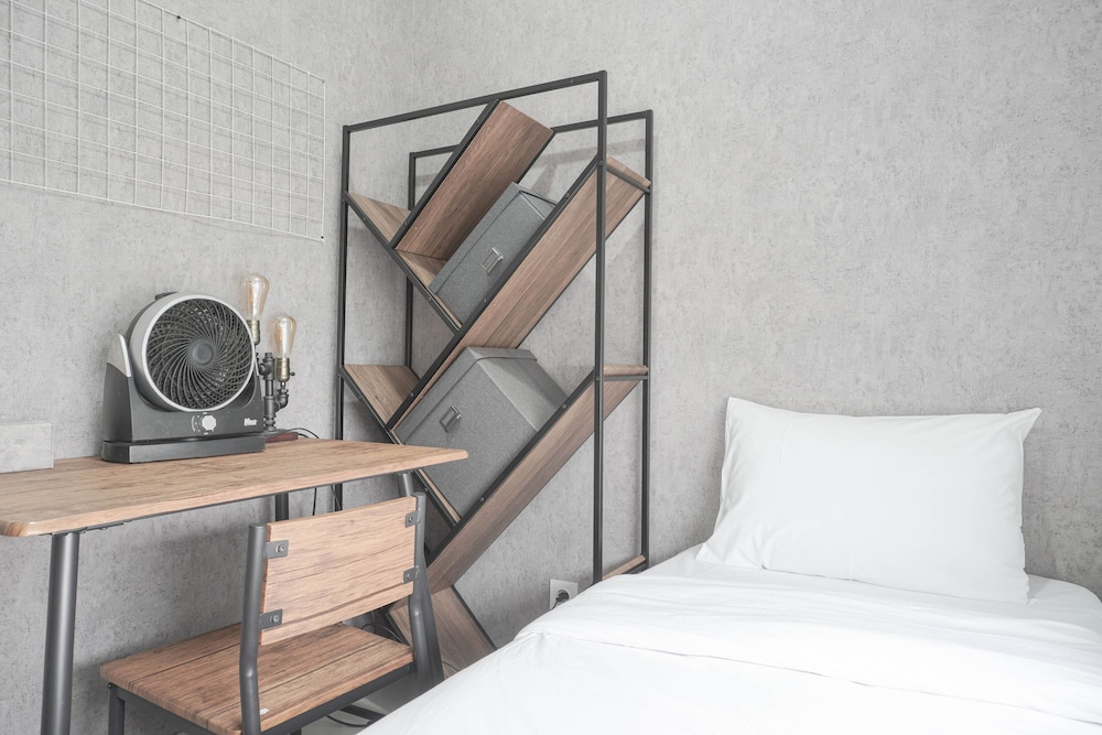 Cozy Stay 2Br At Serpong Garden Apartment view 3