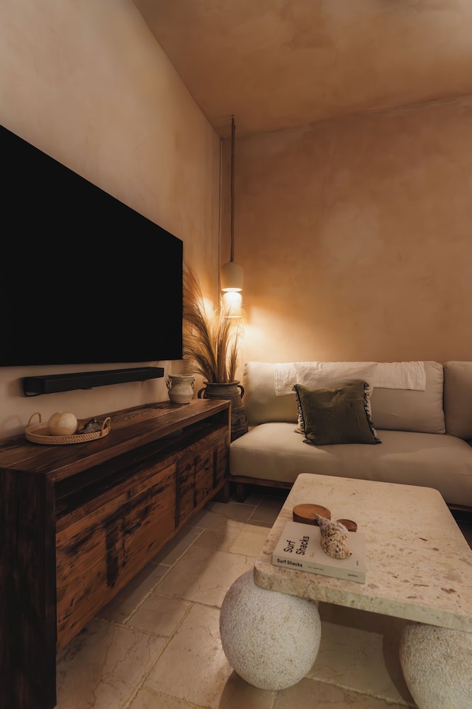 Serene 3BR Villa With Stylish Interiors, 2 Mins to