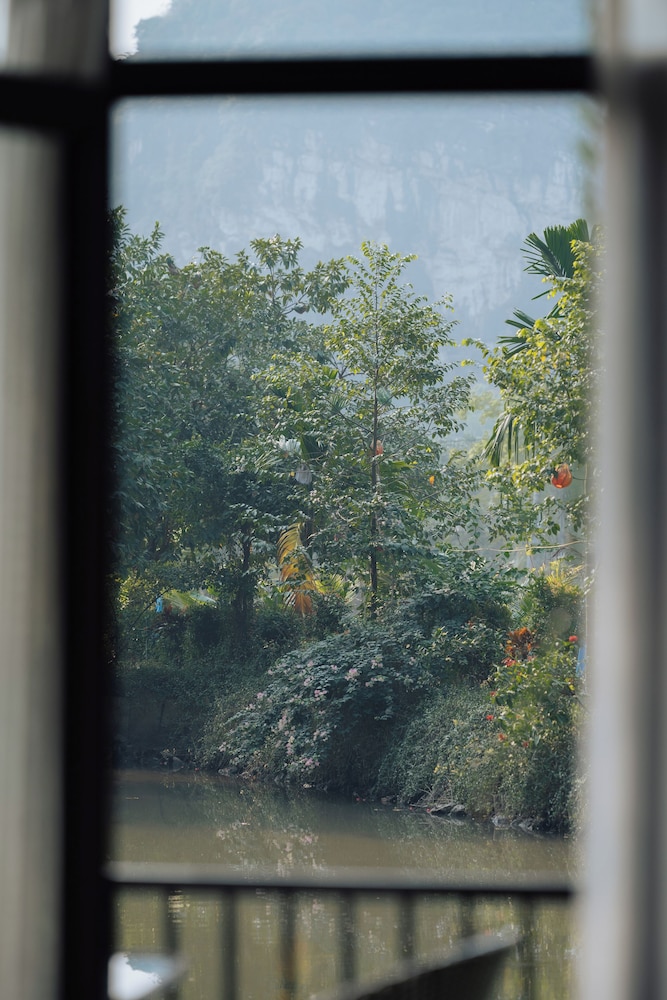 Hoang Minh Mountainside Villa