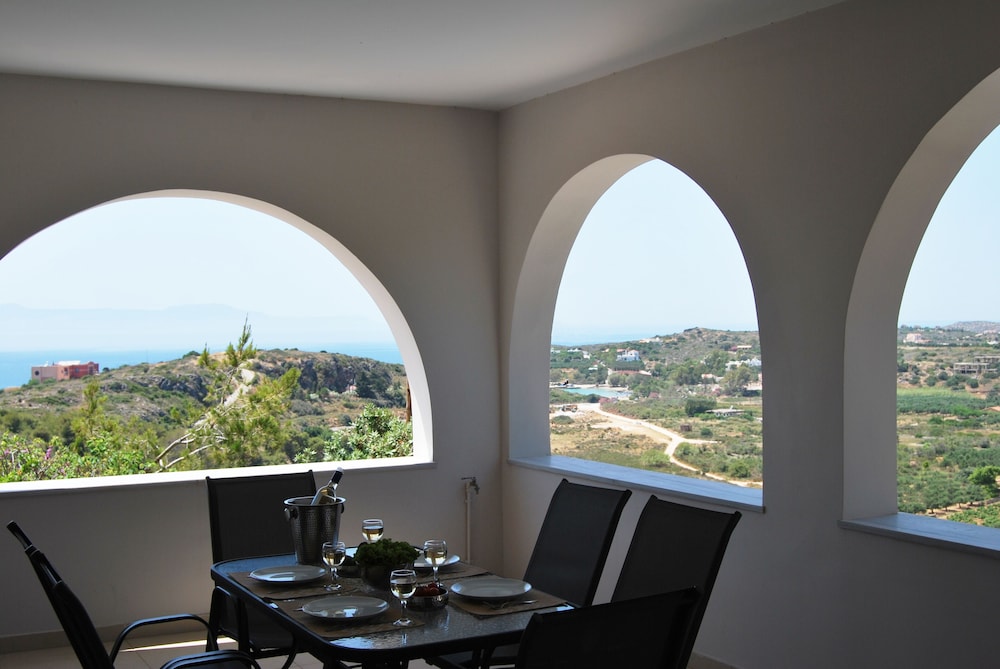 Chrysiida Luxury Suites