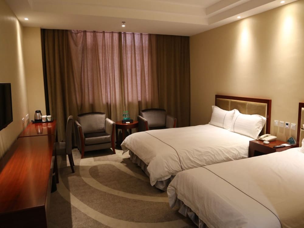 Greentree Inn Bus Station Business Hotel