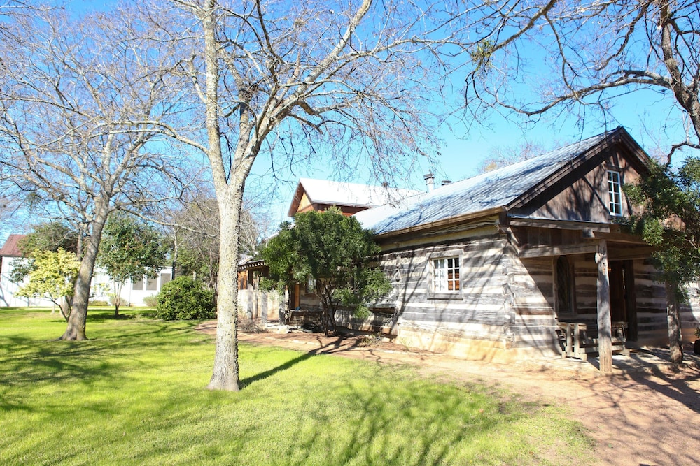 Hoffman Haus view 4