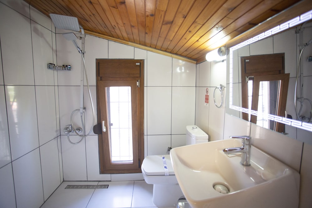 Fizzio Alaçatı Hotel - Image 73