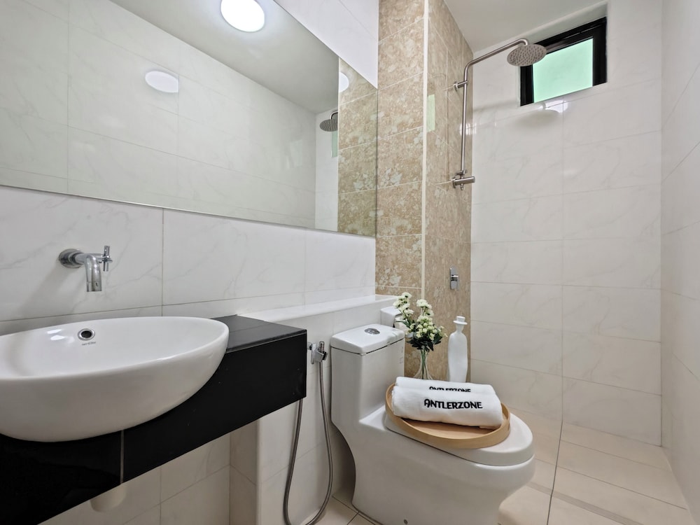 Kempas Dsummit Residences by Antlerzone