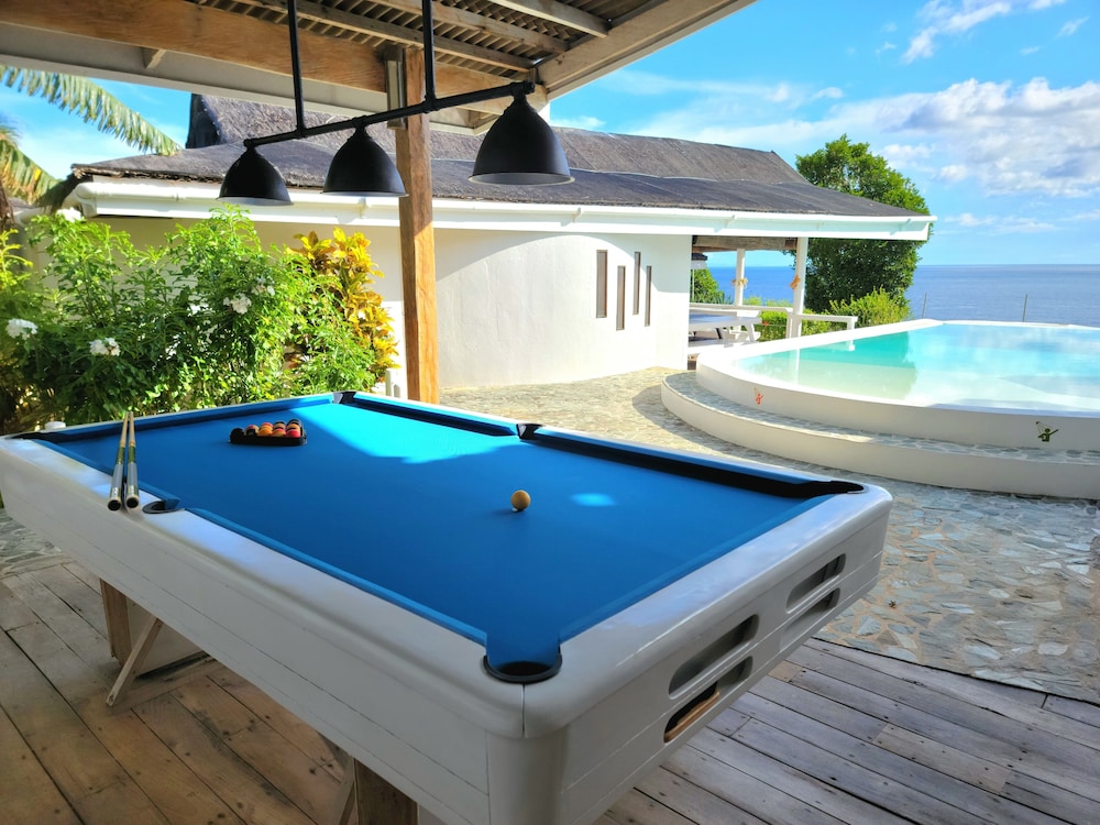 Kawayan Holiday Resort