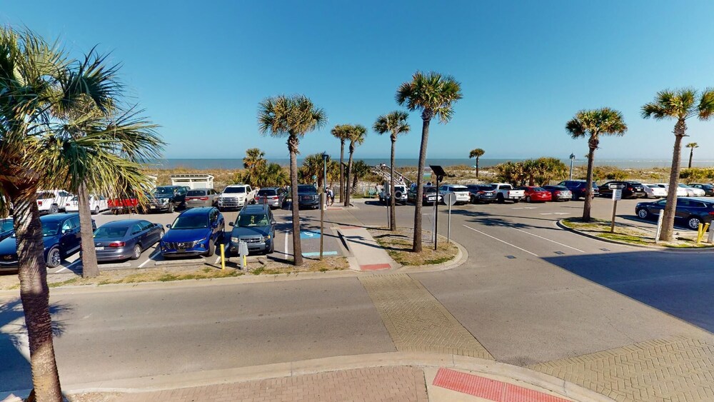 South Beach Ocean E by Tybee Vacation Rentals