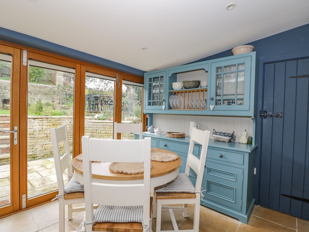 Fox Den Cottage