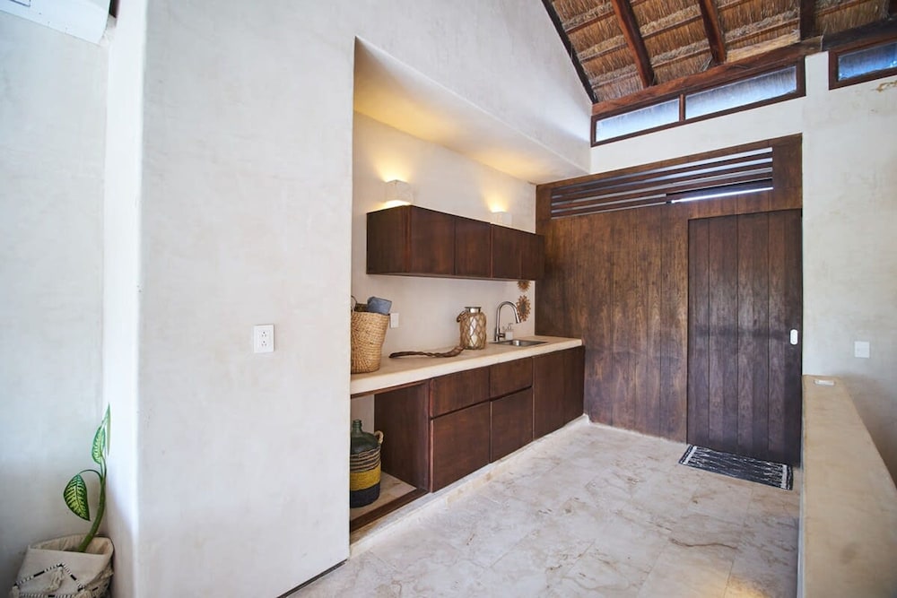 Tulum Luxury With Roof Pool and Beach Club Access