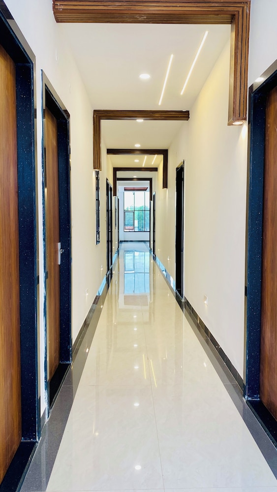 Hotel Shree Rameshwaram