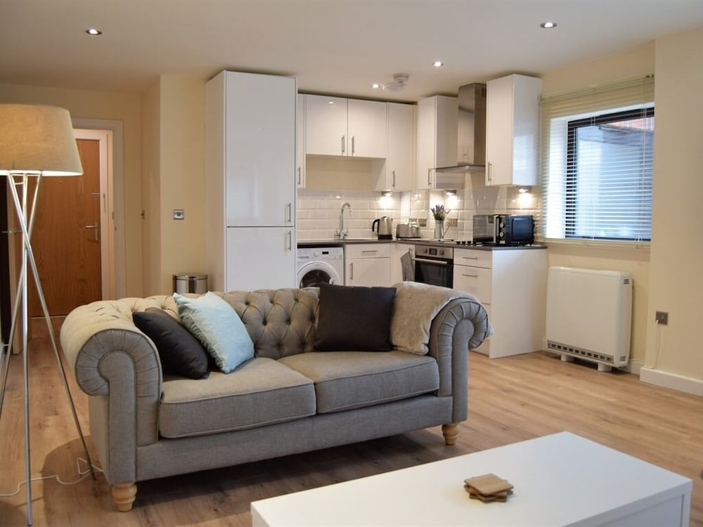 Morland House Apartments