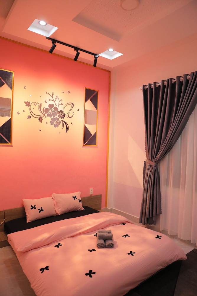 7 bedroom villa Flamingo Danang