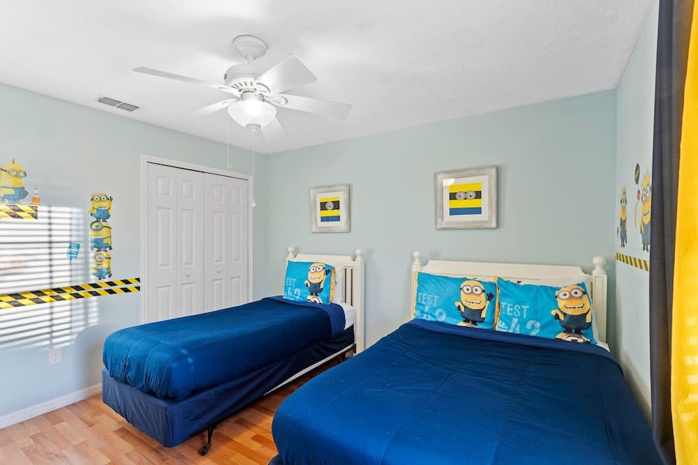 Lake View and Private Pool 4BR at Bella Vida