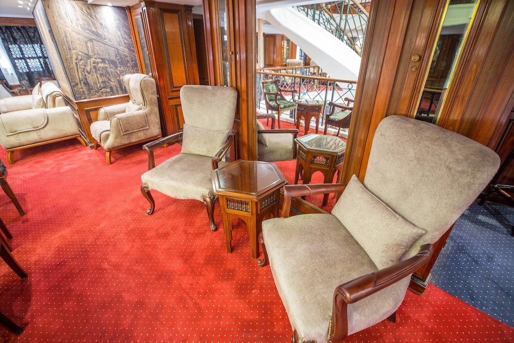 Champollion II Nile Cruise view 2
