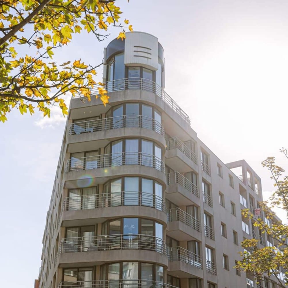 Bright and Spacious Apartment With Stunning Views