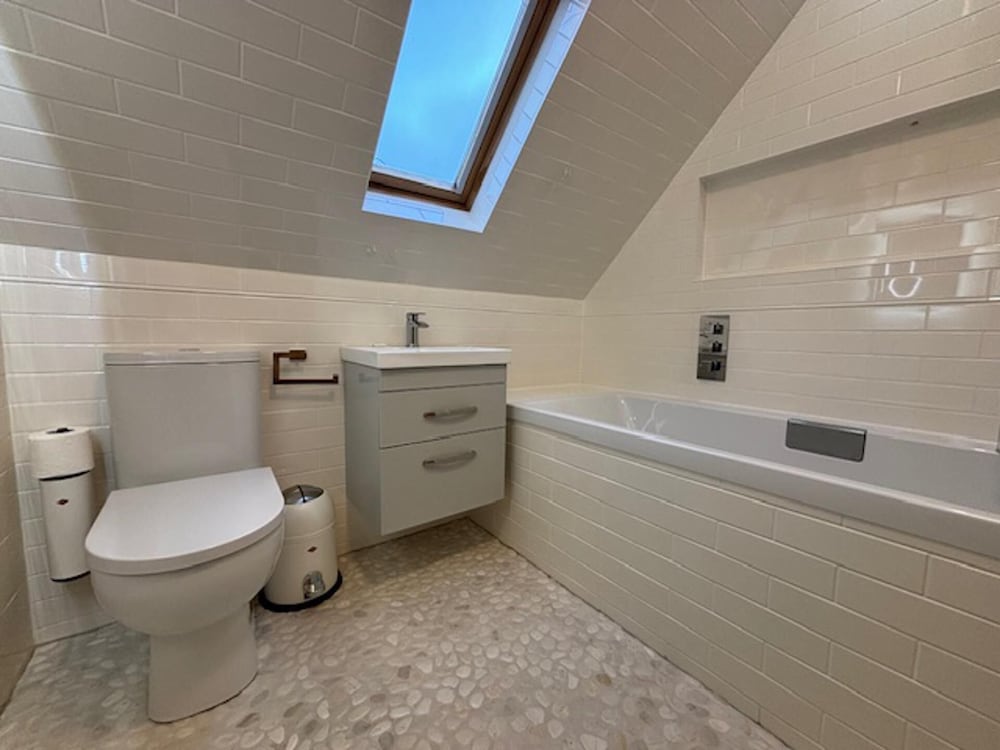 Stob Binnein Cottage