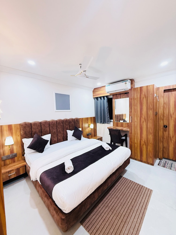 Hotel JK palace