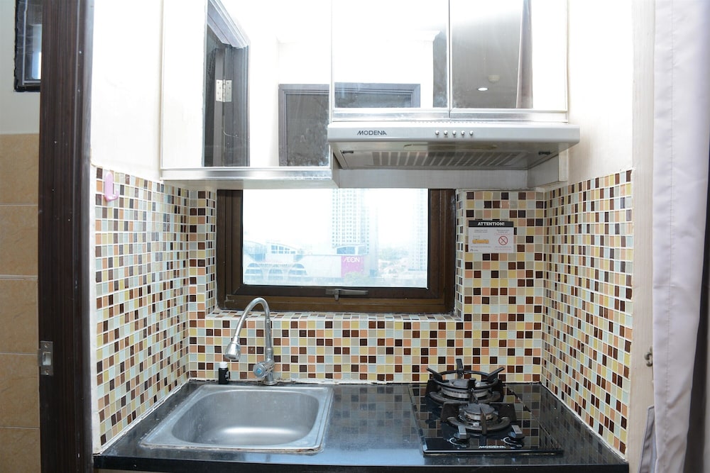 Minimalist 1Br At Kebagusan City Apartment view 4