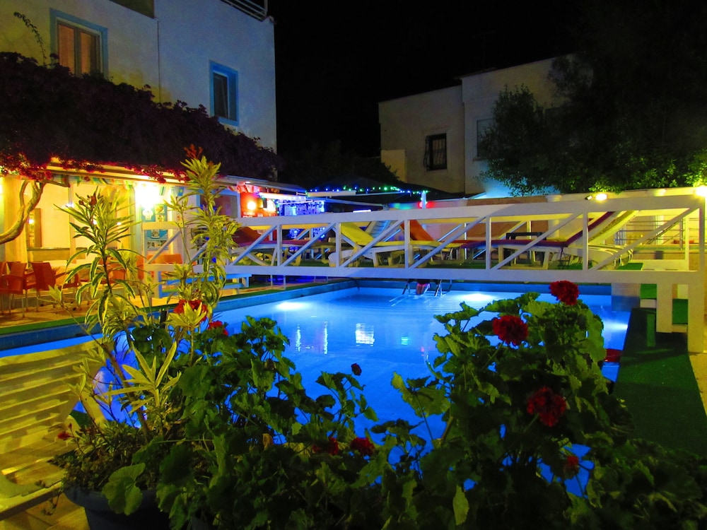 Kavala Studio Otel - Image 10