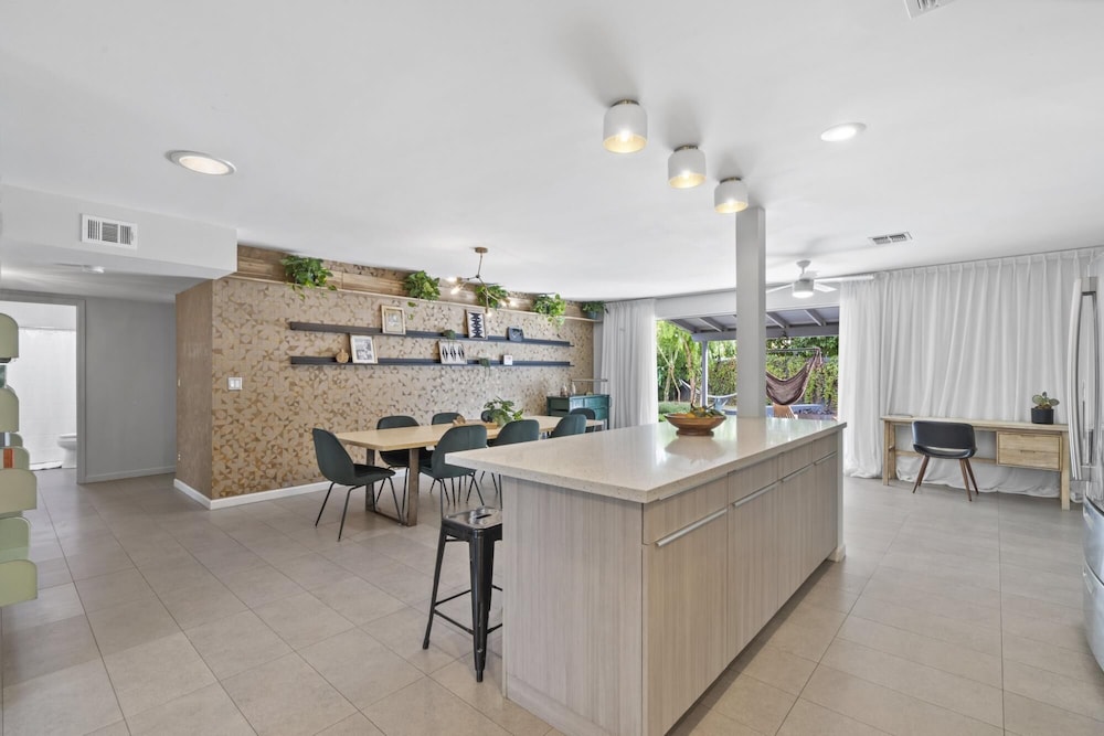 Mid Century Stunner by Homeslice Stays