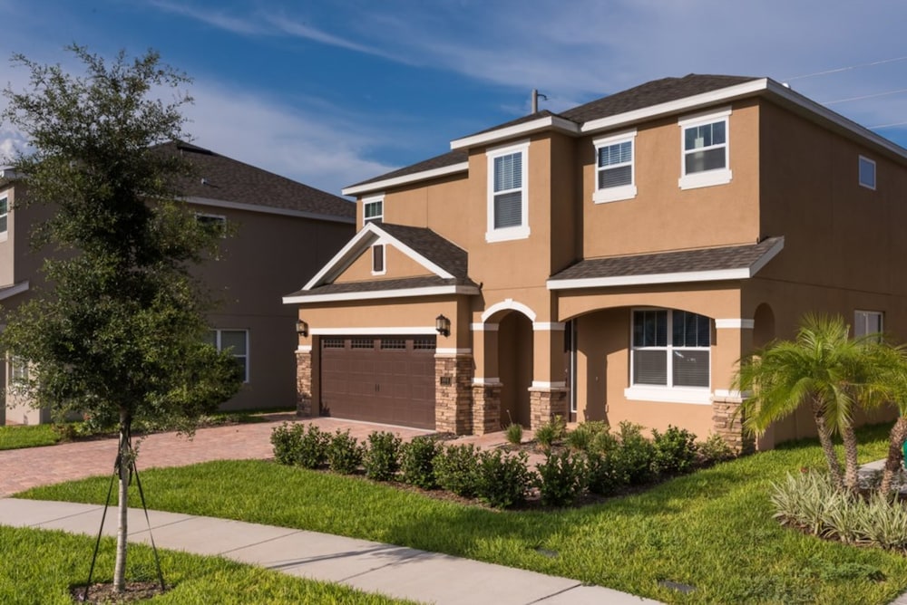 Encore Resort at Reunion 261 - Image 1