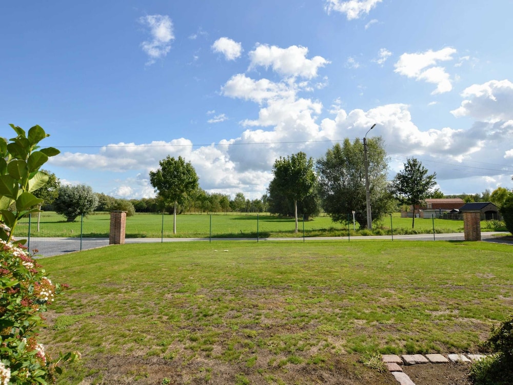 Photo 33