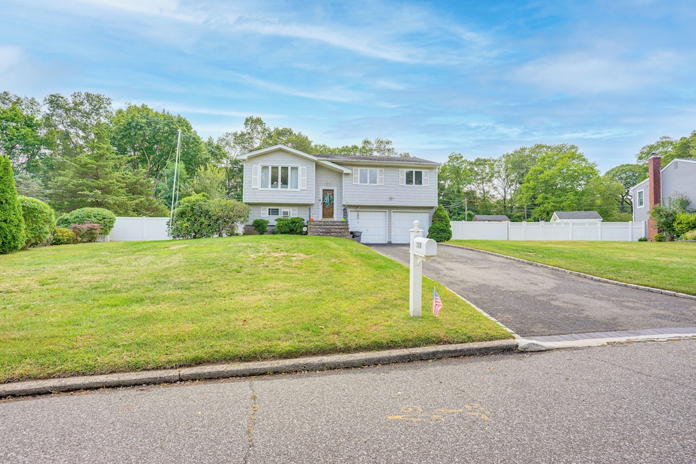 Family Home Near LIE & Blydenburgh Co Park