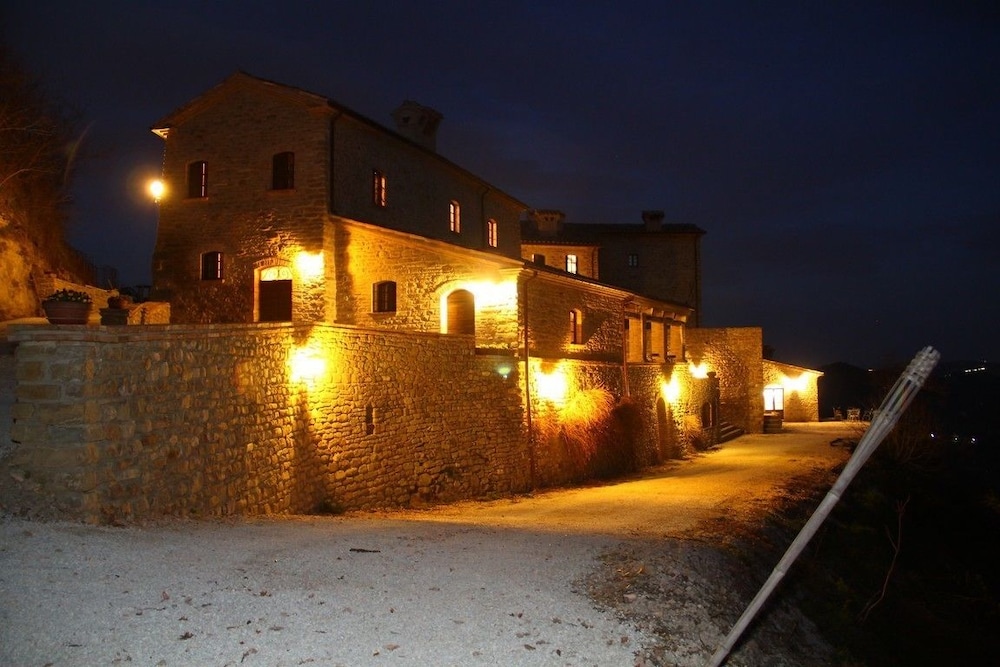 Borgo Storico Cisterna