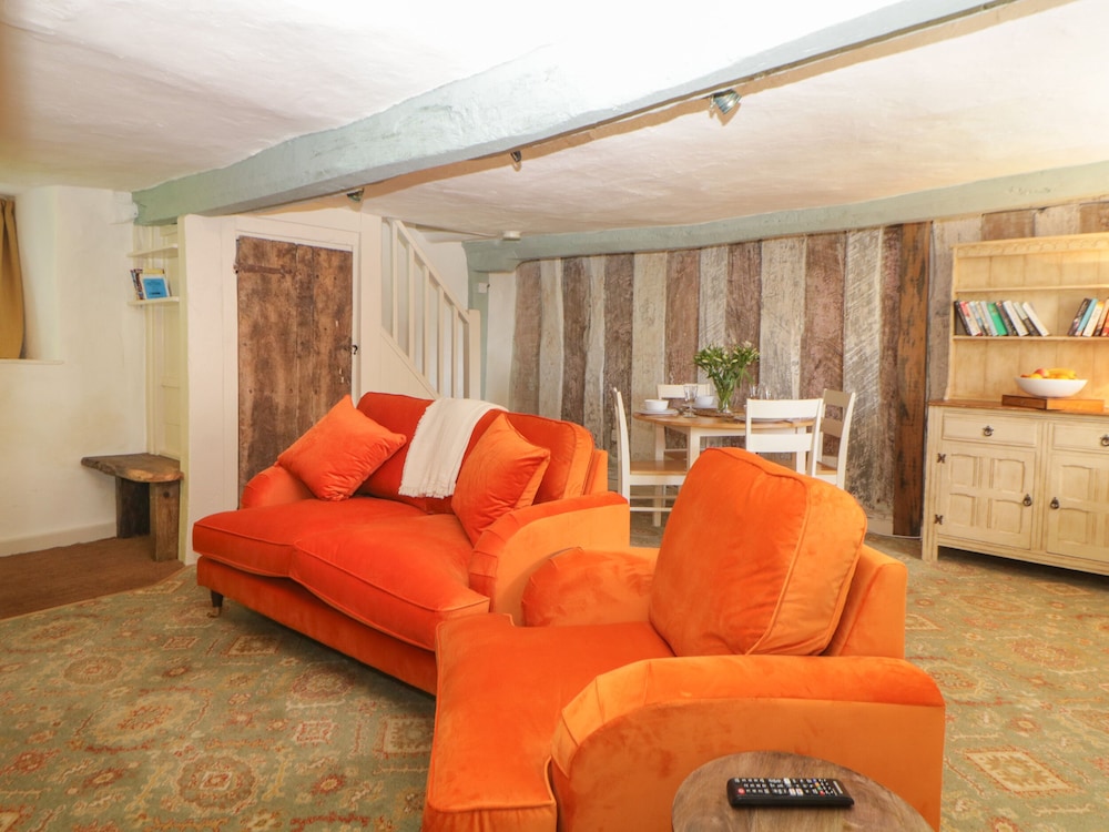 The Hideaway at Burrow Hill