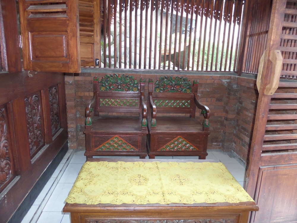 Villa Adas