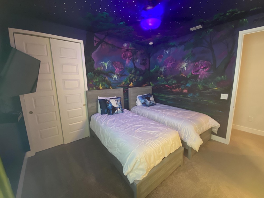 Elegant Family Home Pool Spa Themed Rooms
