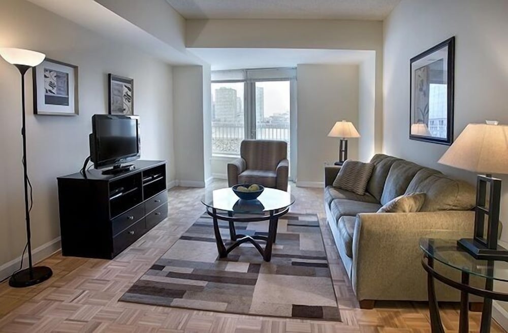 Premier Furnished Apartment at The Pier