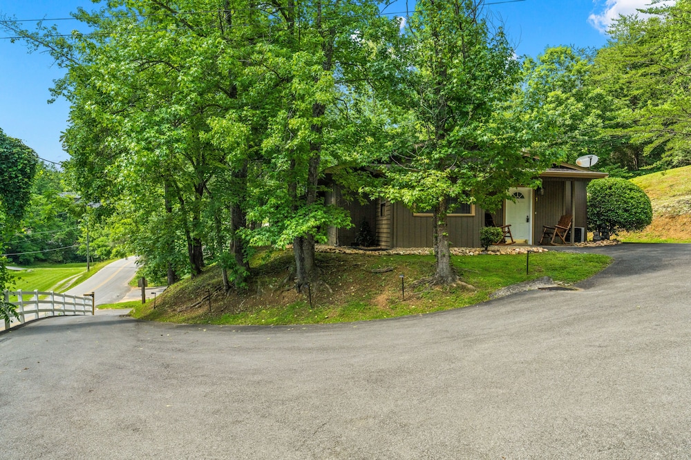 Oasis Tennessee