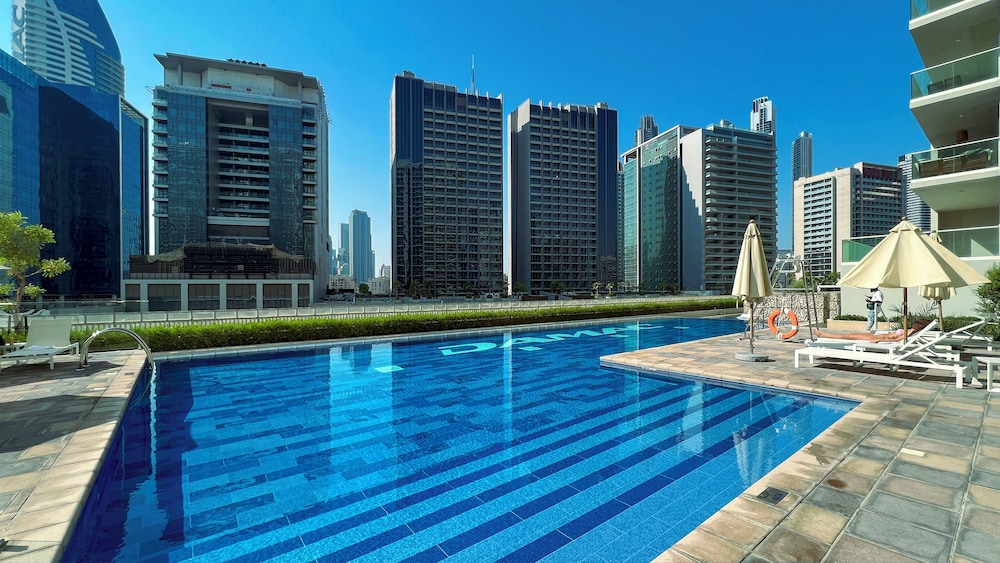 1612 Damac Reva Residences