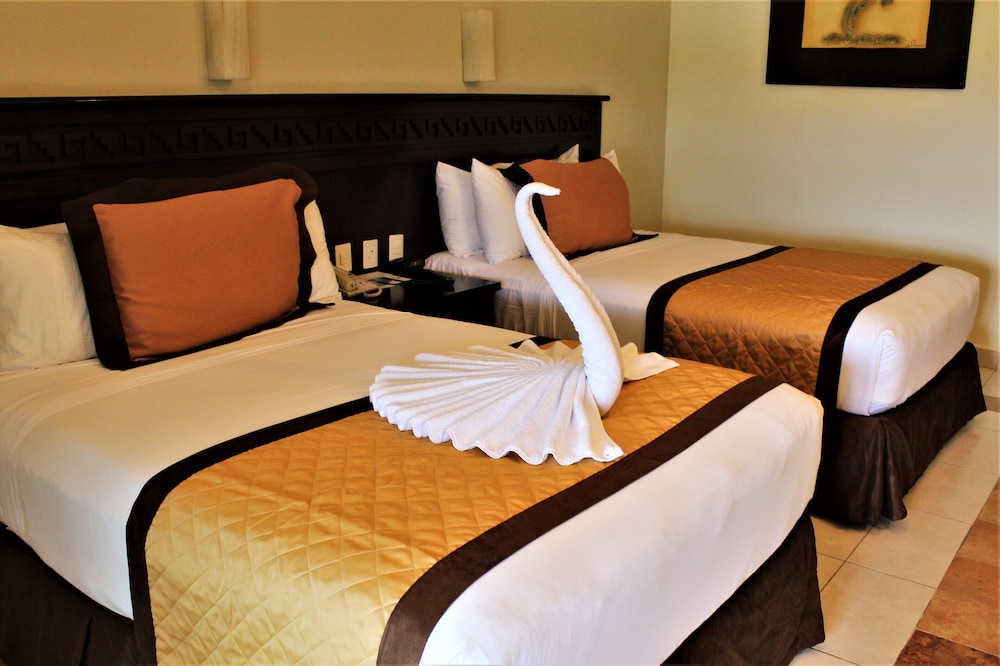 BlueBay Grand Esmeralda All Inclusive - Property Image 40