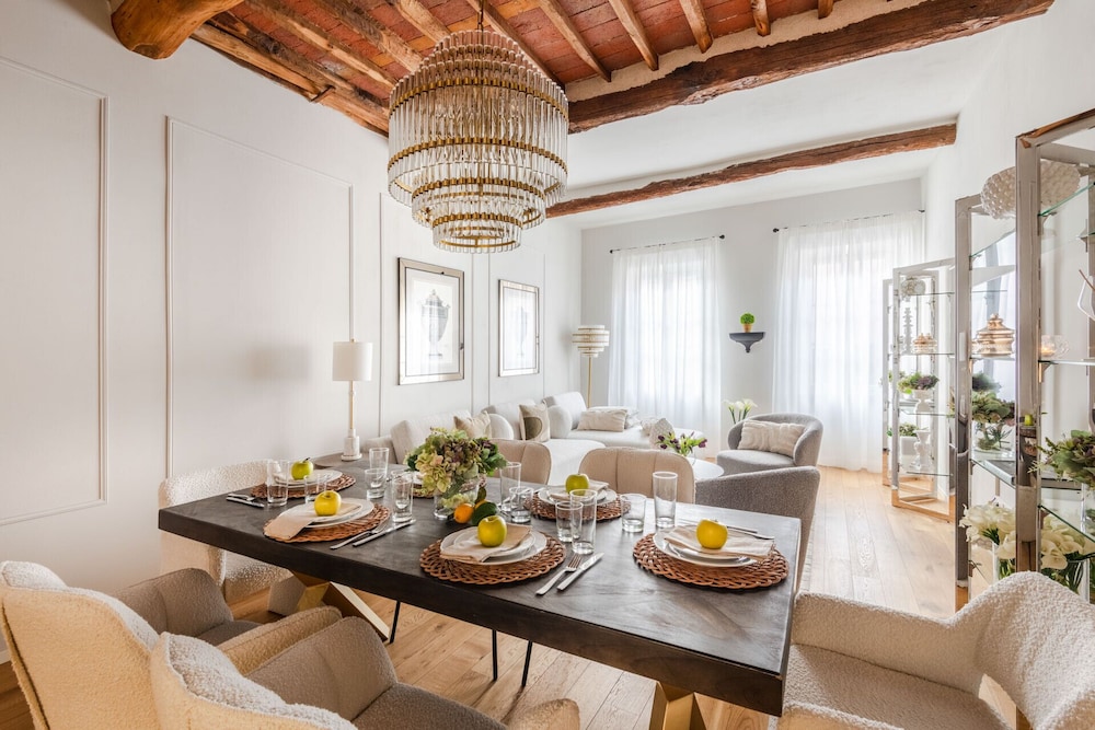 Casa Meg in Lucca With 3 Bedrooms and 2 Bathrooms