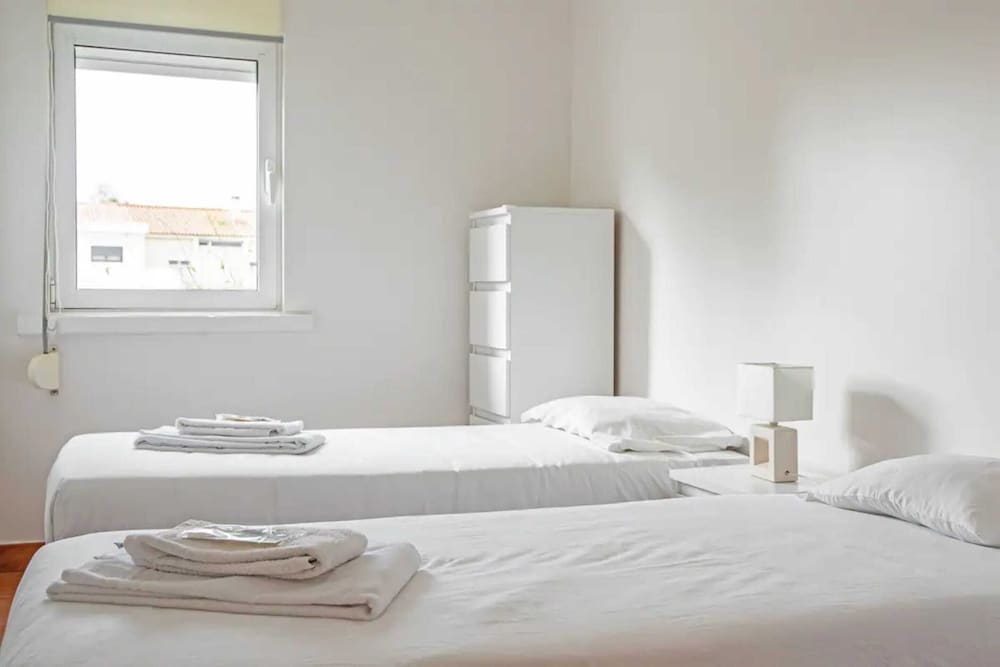 Peaceful and Serene 3 Bedroom Apartment in Lisbon