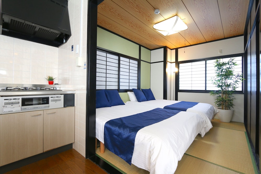 Guest House Liz Nakazaki-cho
