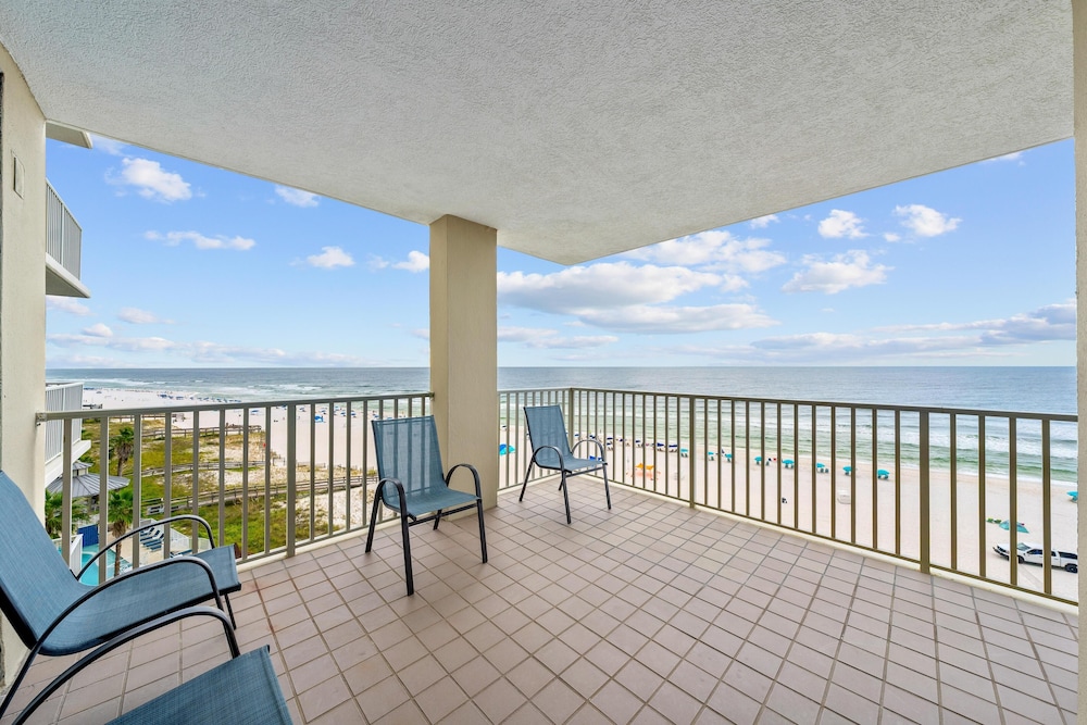 Romar Place 705
