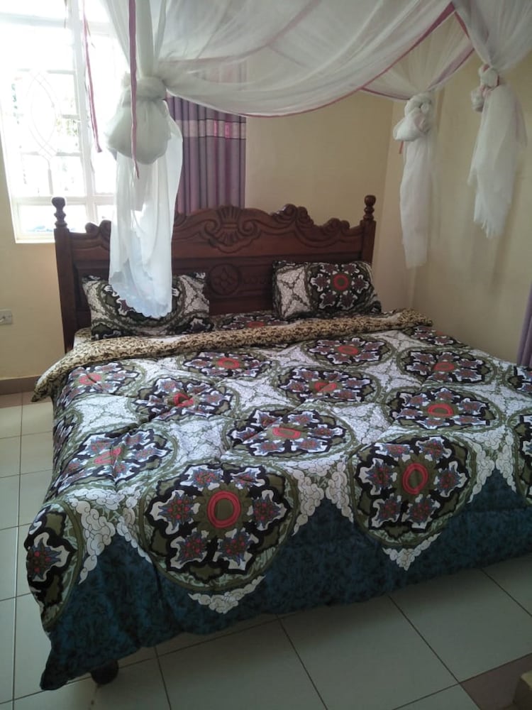 Jolly Accommodation Centre view 2